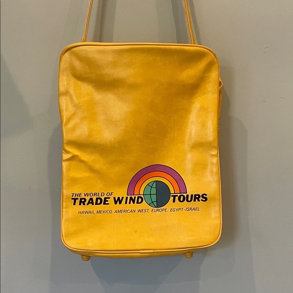 Vintage Yellow travel Bag trade winds tours messenger bag - Picture 1 of 4